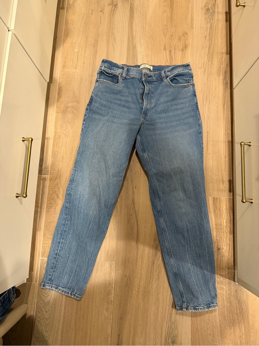 Abercrombie & Fitch High-Rise Blue Jeans